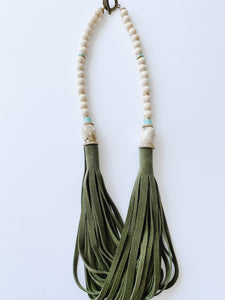 Sea to Sand Daly Necklace - Olive Suede